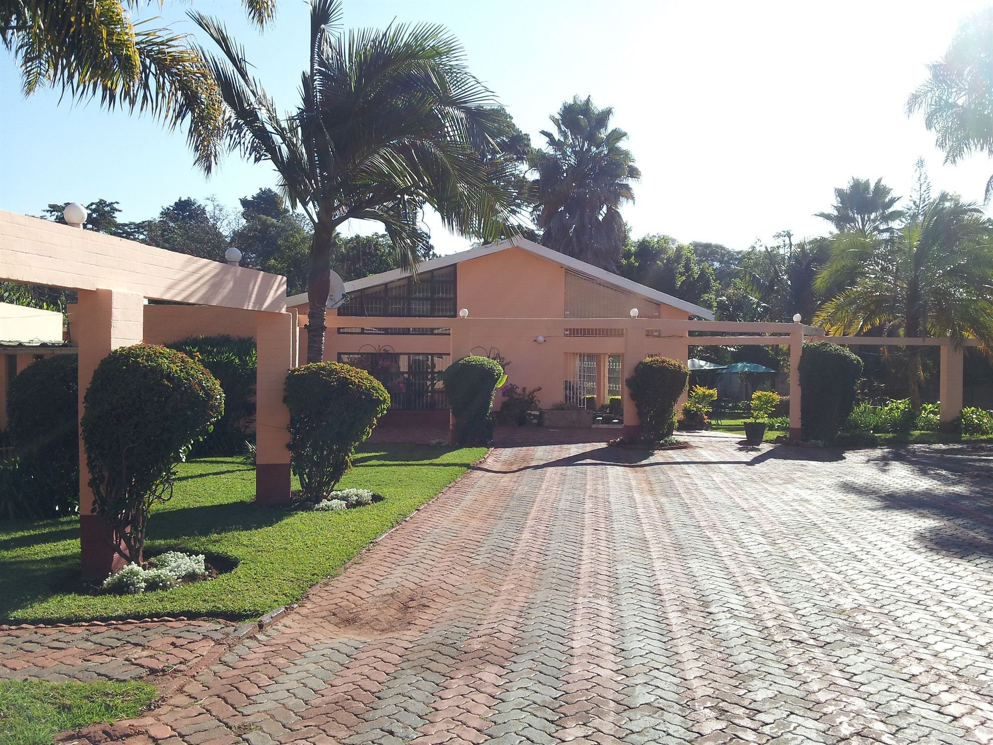 Daisy'S Guest House Harare Exterior photo